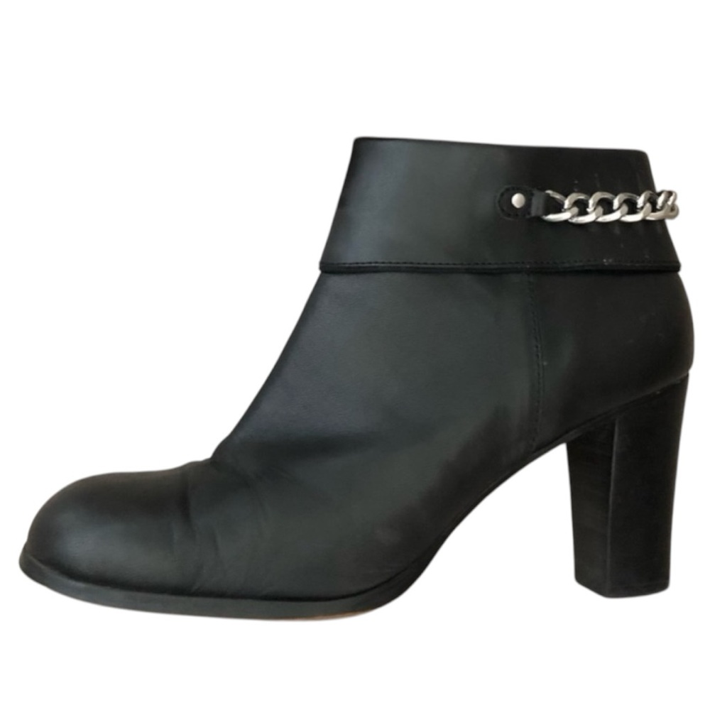 Women’s Adrienne Vittadini Clarine Black Leather Silver Chain Ankle Boot SZ 7